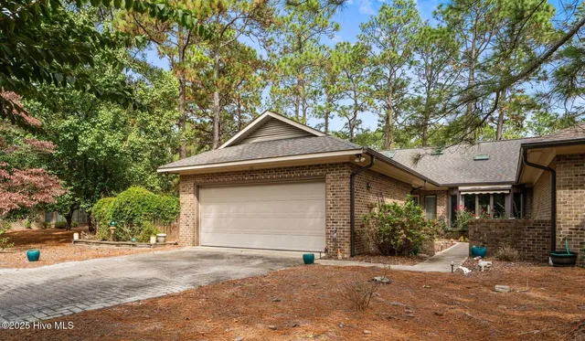 $445,000 | 160 Midland Drive, Pinehurst, NC 28374