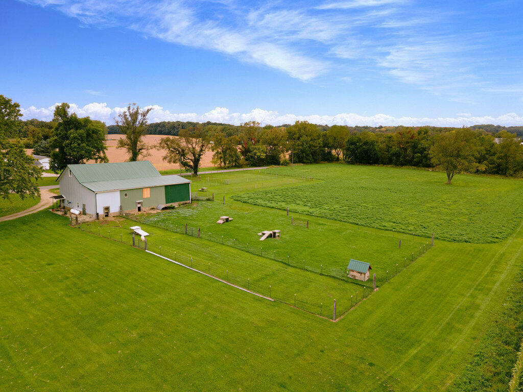 55805 Garrett Road Dowagiac, MI 49047 - Photo 38 of 46 018_dji_0982_copy
