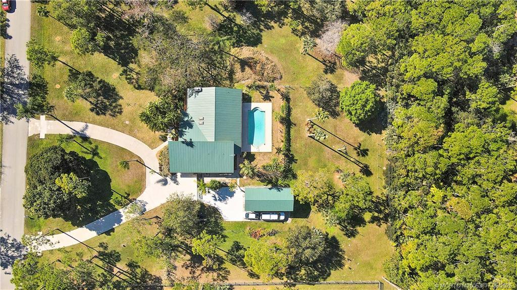 10941 Southwest Hawkview Circle Stuart, FL 34997 - Photo 5 of 36