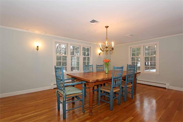 29 Old Weston Road Wayland, MA 01778 - Photo 8 of 30