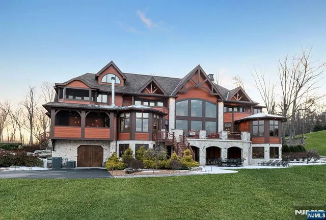 front view of house with a yard