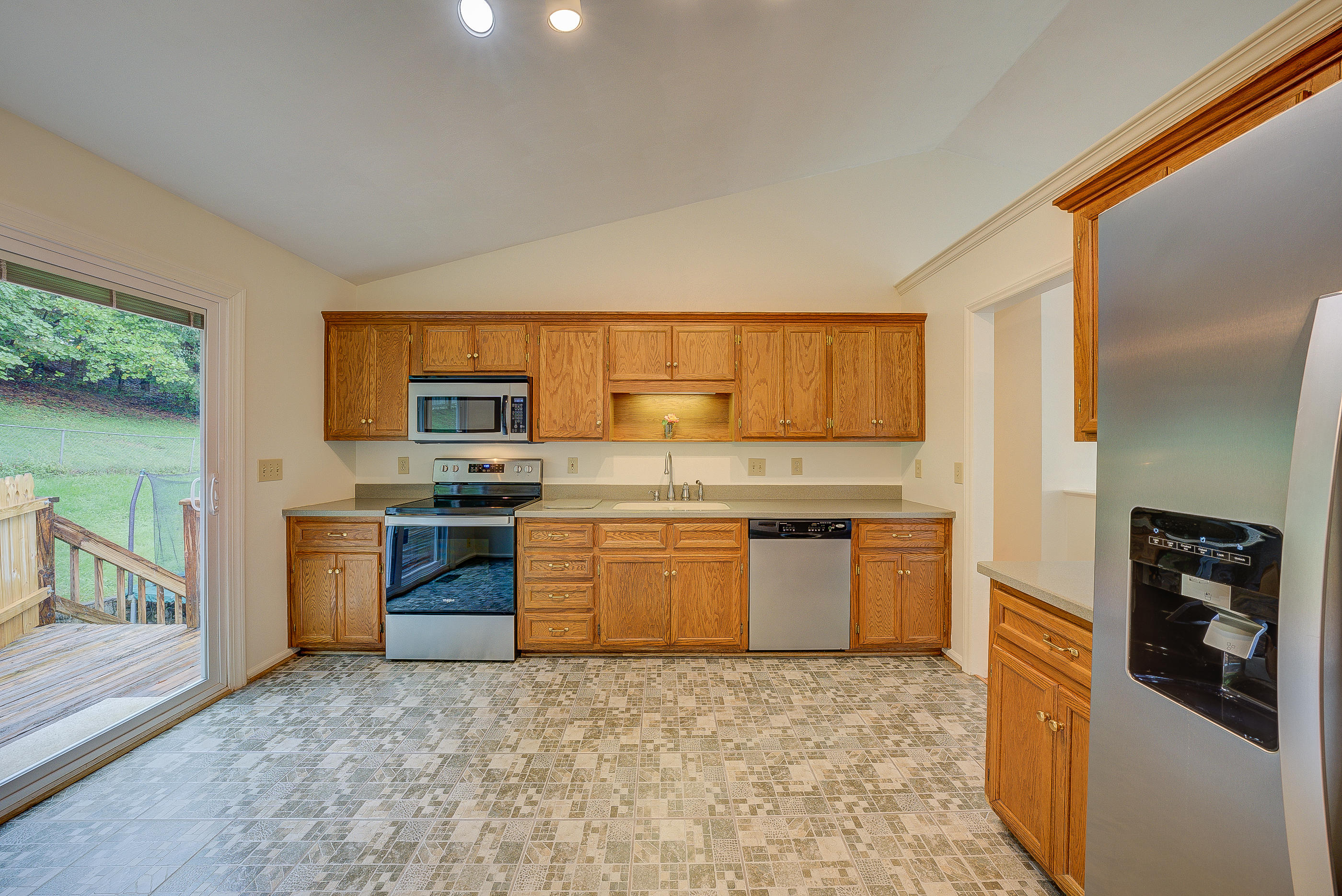 7134 Cedar Crest Road Roanoke, VA 24019 - Photo 17 of 34 37