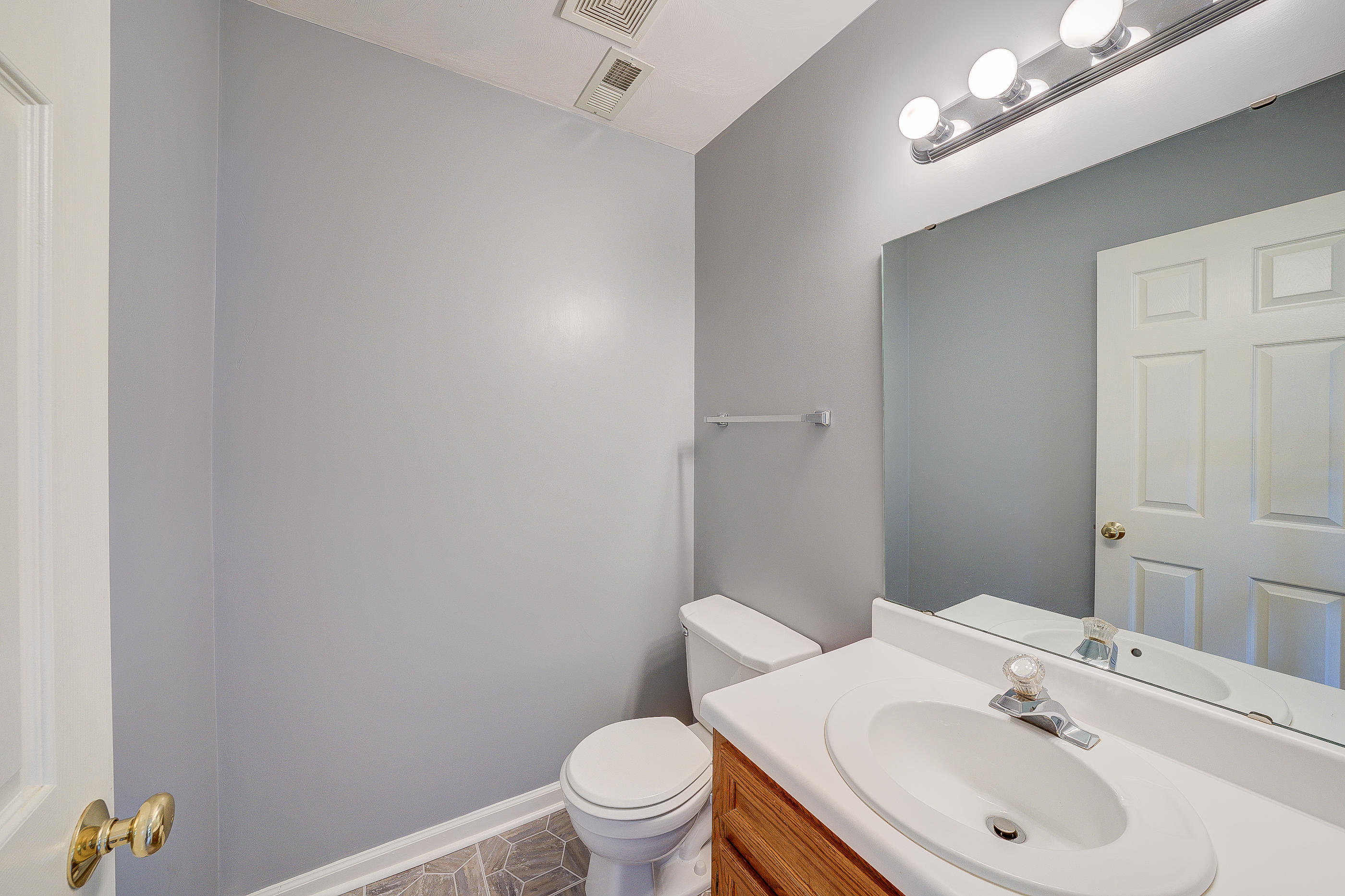 7134 Cedar Crest Road Roanoke, VA 24019 - Photo 24 of 34 52