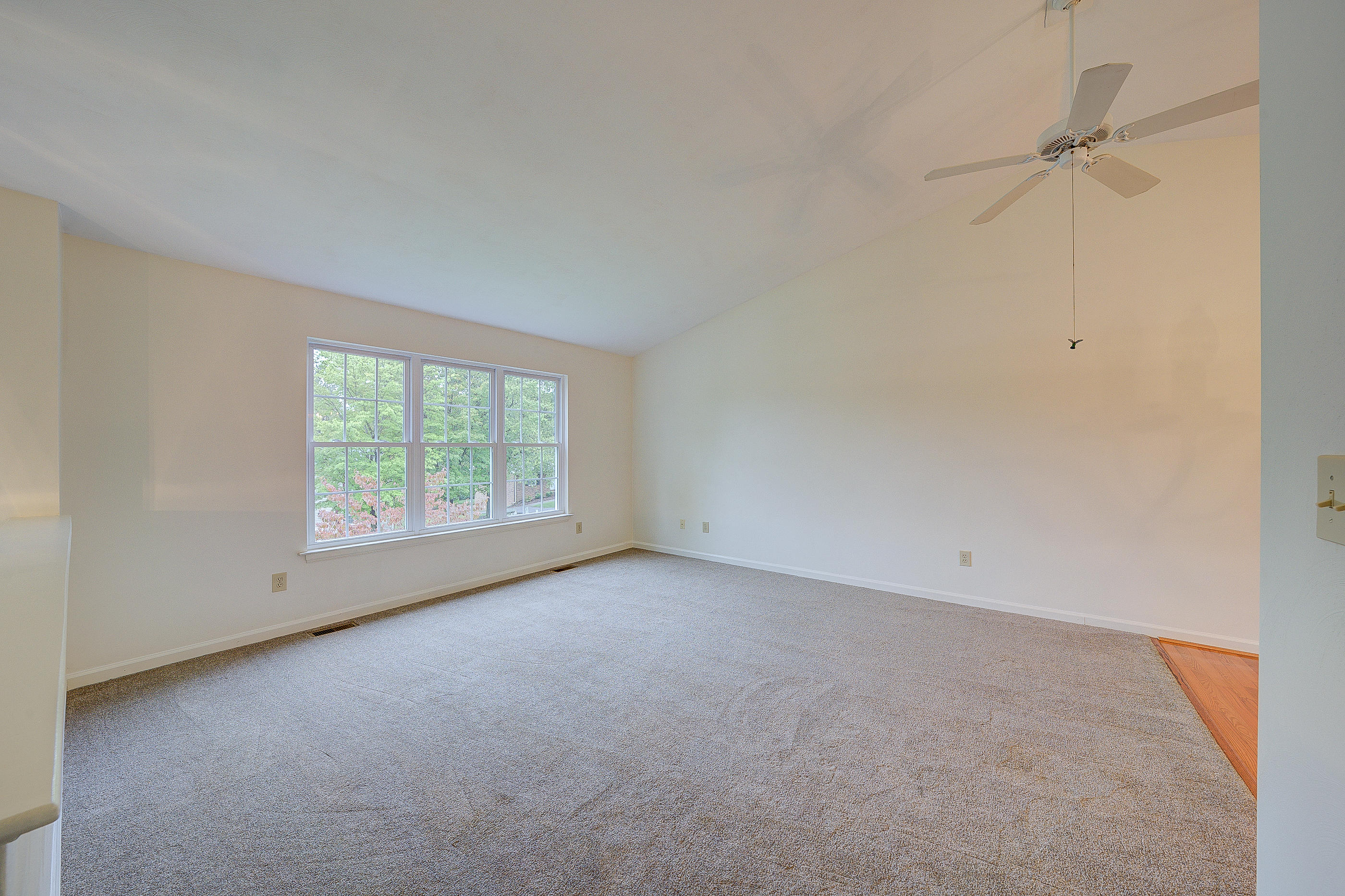 7134 Cedar Crest Road Roanoke, VA 24019 - Photo 3 of 34 05