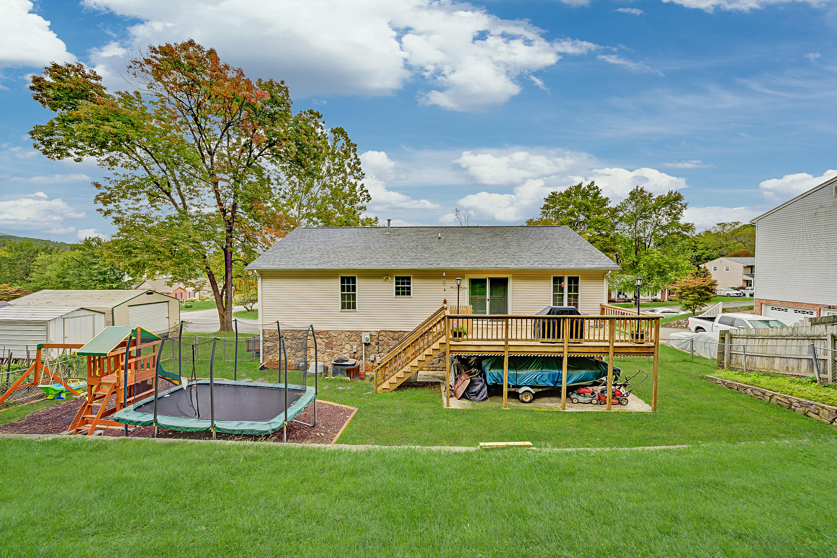 7134 Cedar Crest Road Roanoke, VA 24019 - Photo 33 of 34 69