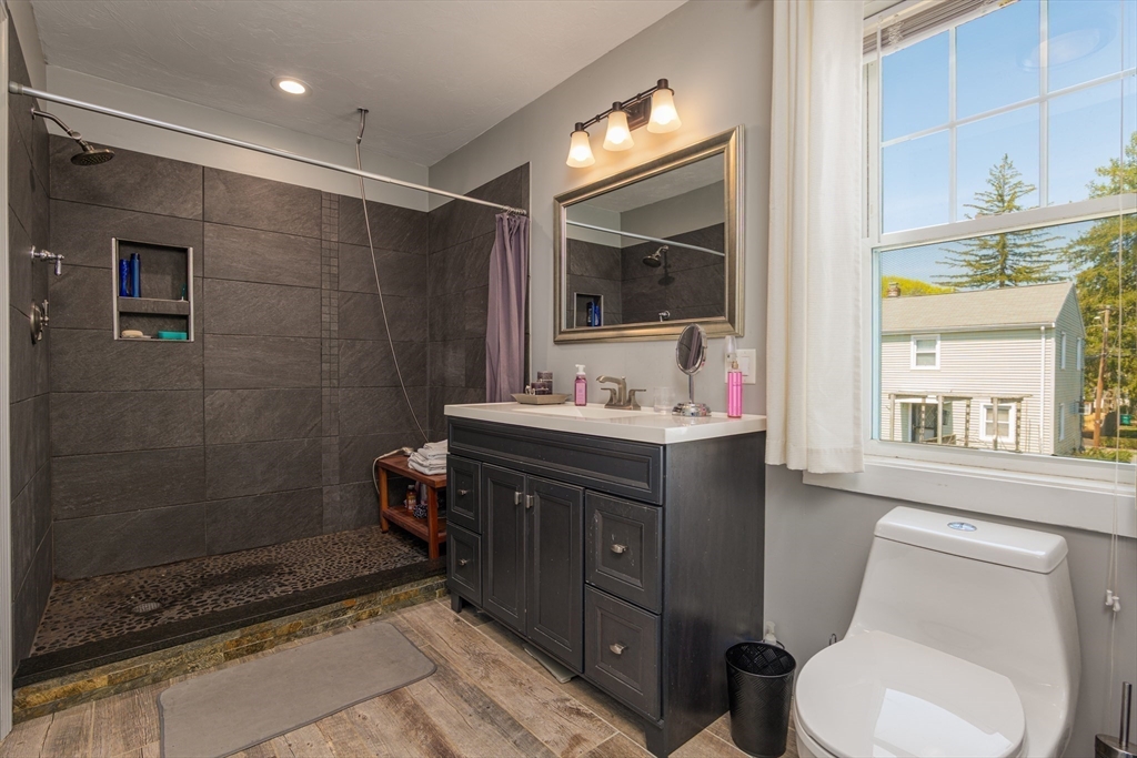 9 Raddin Street Lynn, MA 01905 - Photo 16 of 33 Gallery Image 16