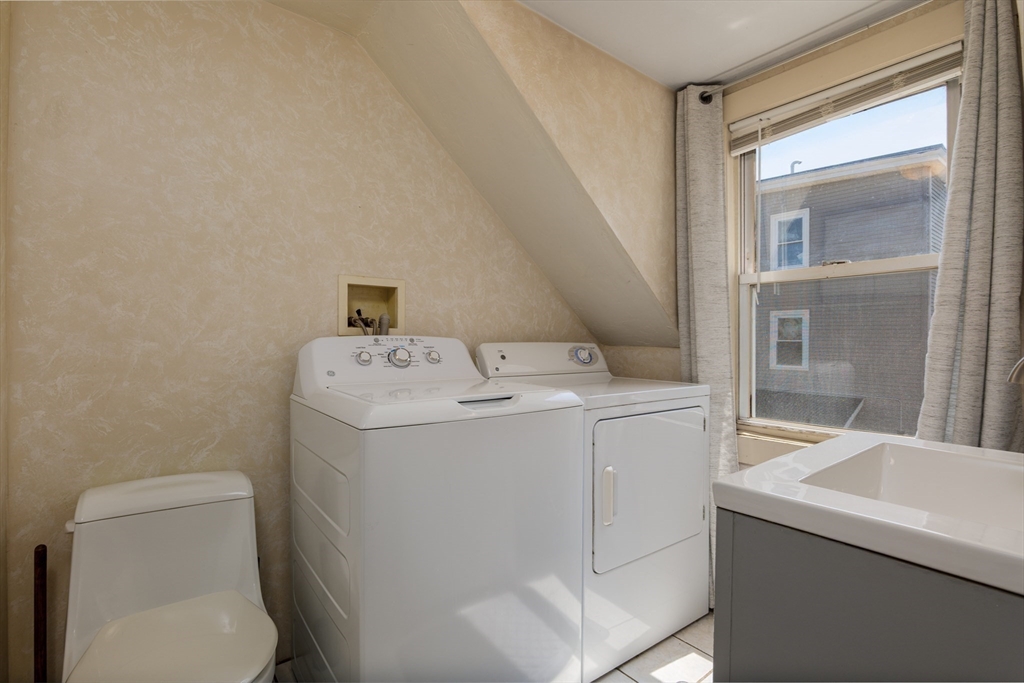 9 Raddin Street Lynn, MA 01905 - Photo 21 of 33 Gallery Image 21