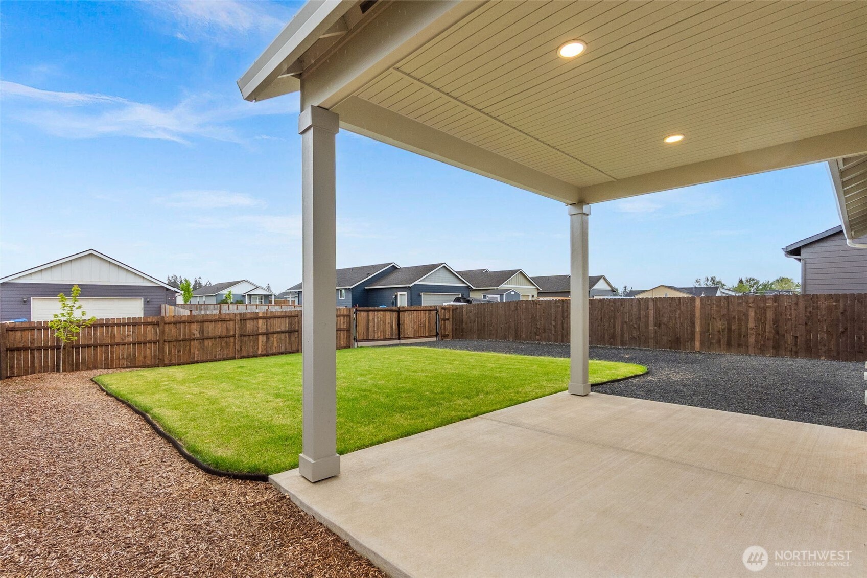 504 Pagget Avenue Winlock, WA 98596 - Photo 21 of 27 a view of a backyard with a garden