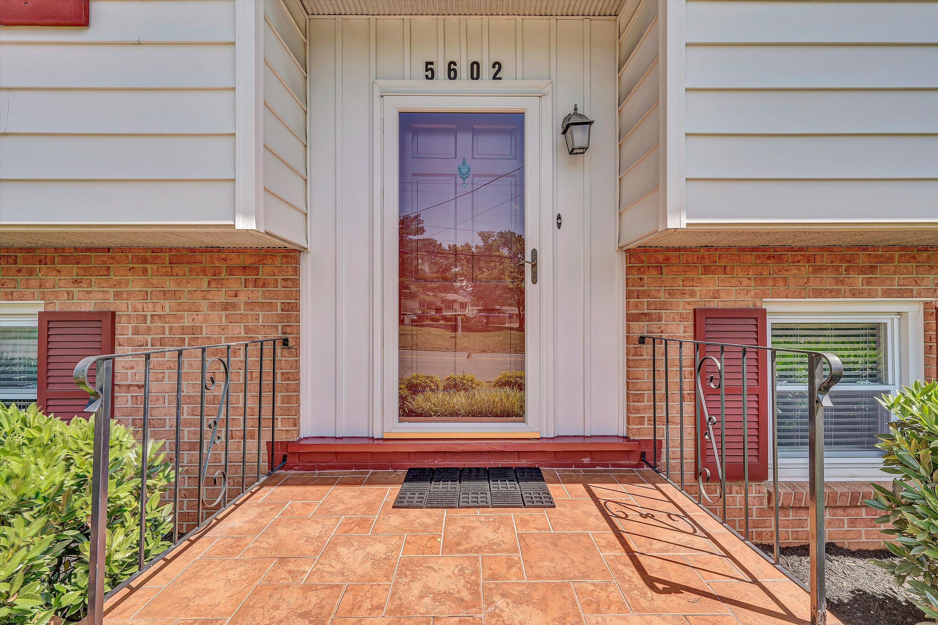 5602 Green Ridge Road Northwest Roanoke, VA 24019 - Photo 8 of 38 07-DSC04363