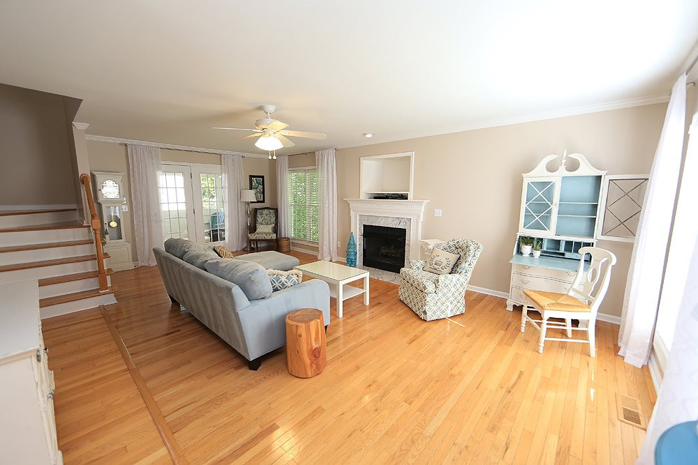 9101 Castleton Lane Raleigh, NC 27615 - Photo 6 of 25 LIVING ROOM