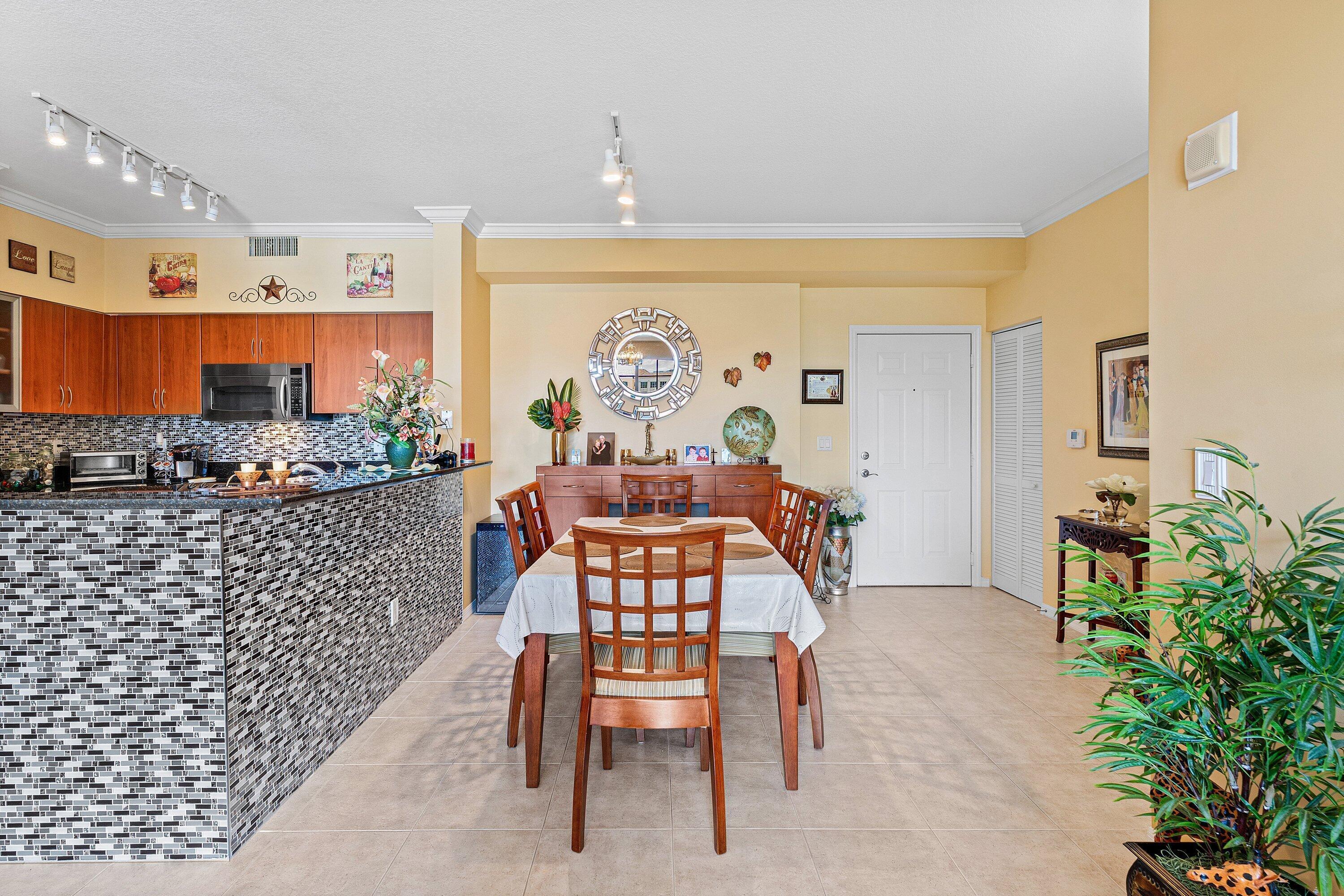 233 South Federal Highway, Unit 519 Boca Raton, FL 33432 - Photo 12 of 42 233 S Federal Hwy, 519, Boca Raton, FL 3