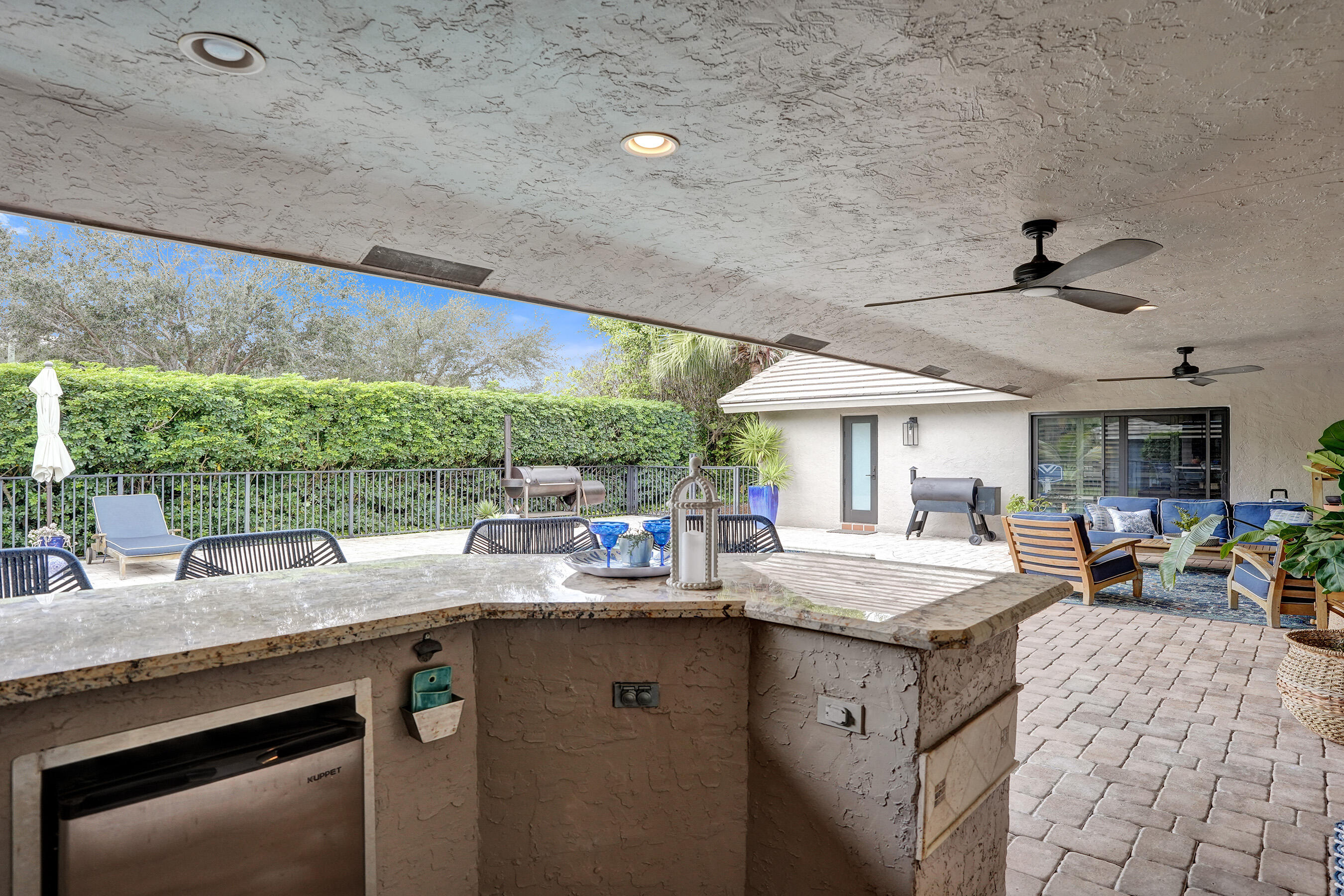 2413 Northwest 40th Circle Boca Raton, FL 33431 - Photo 50 of 66 Bar Seats 4