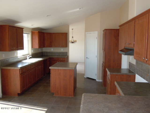 11909 North Musket Road Marana, AZ 85653 - Photo 13 of 20