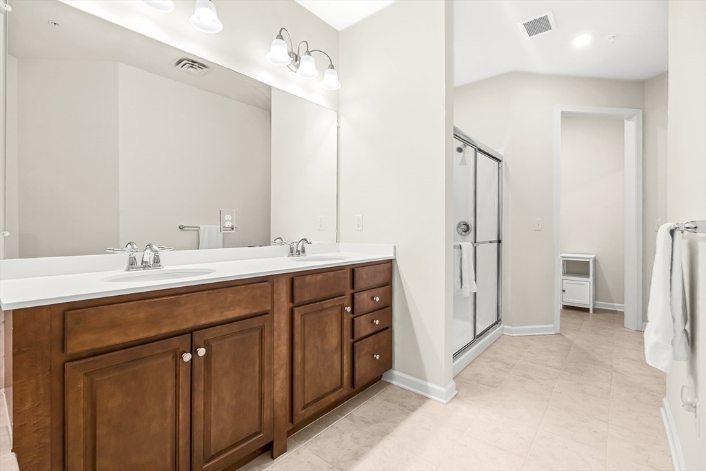 62 Abigail Way, Unit 1006 Reading, MA 01867 - Photo 20 of 32