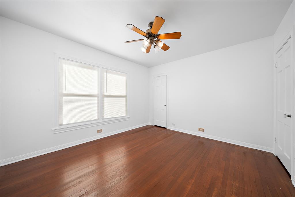3119 Trice Avenue Waco, TX 76707 - Photo 34 of 40 an empty room with a window and a ceiling fan
