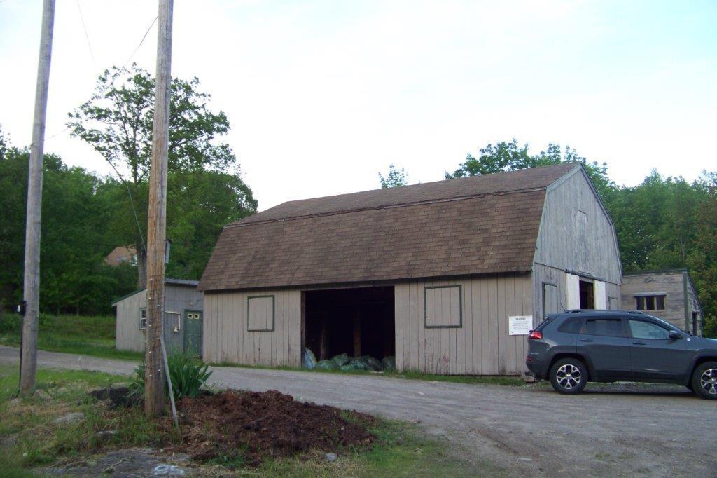 107 Beaver Hill Road Springvale, ME 04083 - Photo 32 of 34 Barn
