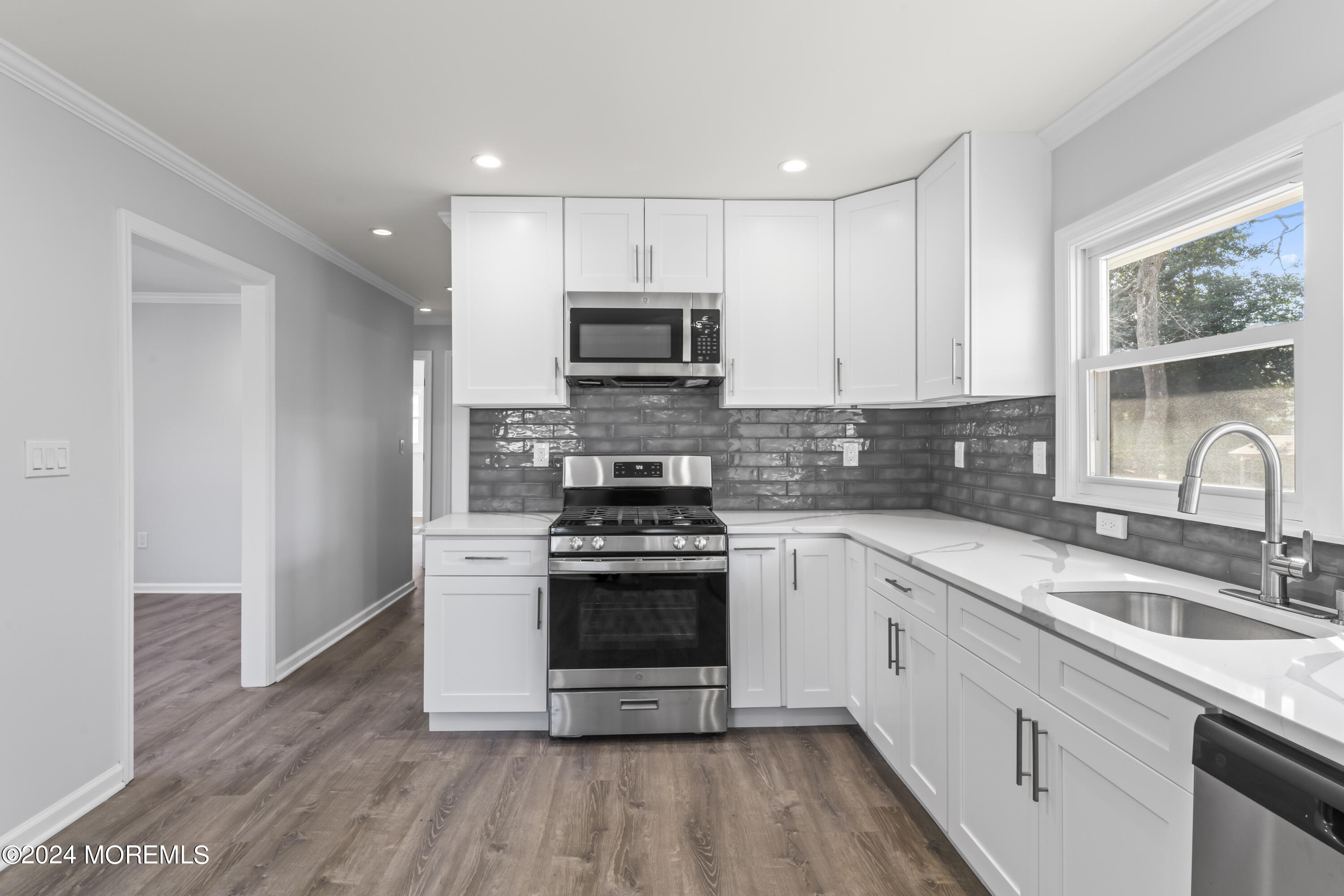 104 George Road Toms River, NJ 08753 - Photo 8 of 28 photos_high_resolution_HOM02911