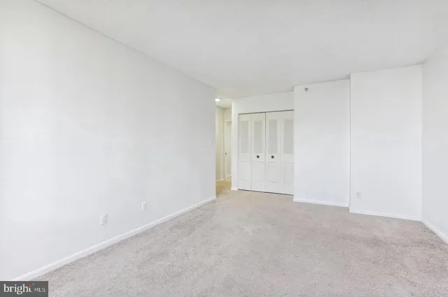 $449,500 | 3713 South George Mason Drive, Unit 1506, Falls Church, VA 22041