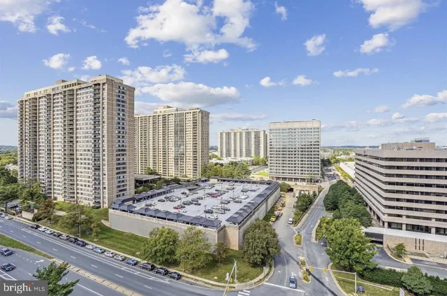 $449,500 | 3713 South George Mason Drive, Unit 1506, Falls Church, VA 22041