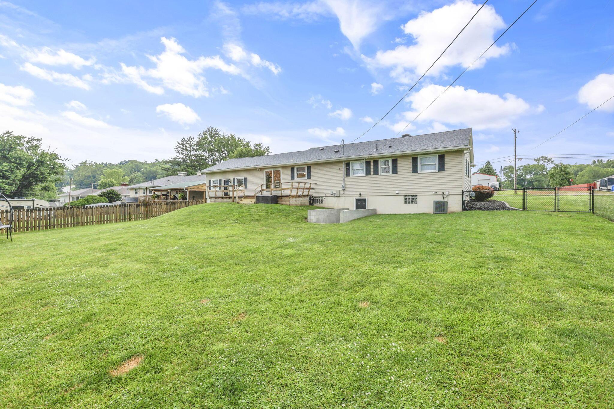 1404 Pleasantville Road Lancaster, OH 43130 - Photo 59 of 64 62-web-or-mls-_S5A9596