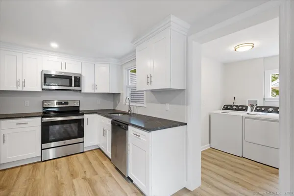 $3,400 | 54 Morris Street, Unit 1, Stamford, CT 06906