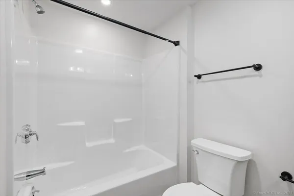 $3,350 | 54 Morris Street, Unit 1, Stamford, CT 06906