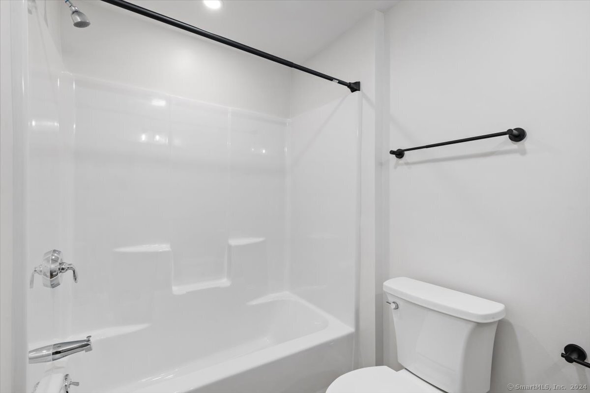 54 Morris Street, Unit 1 Stamford, CT 06906 - Photo 11 of 16