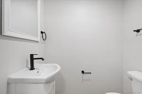 $3,400 | 54 Morris Street, Unit 1, Stamford, CT 06906