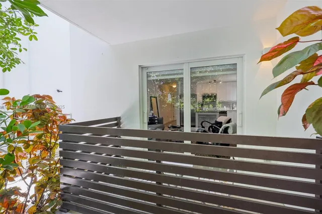 $410,000 | 1610 Euclid Avenue, Unit B101, Miami Beach, FL 33139