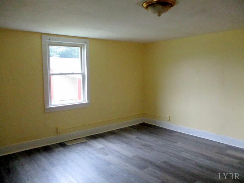 530 West Spencer Road Hurt, VA 24563 - Photo 14 of 27 Gallery Image 14