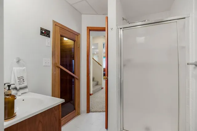 $489,990 | 521 Southeast Asheville Drive, Lee's Summit, MO 64063