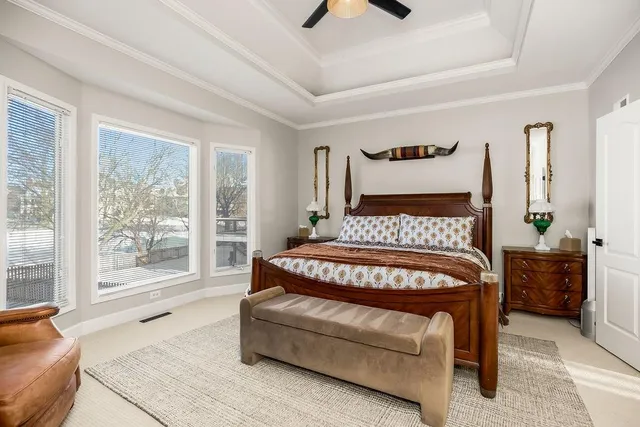 $489,990 | 521 Southeast Asheville Drive, Lee's Summit, MO 64063