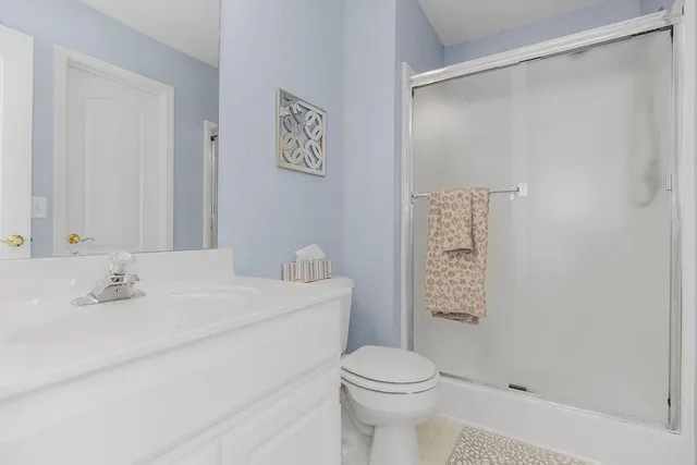 $489,990 | 521 Southeast Asheville Drive, Lee's Summit, MO 64063