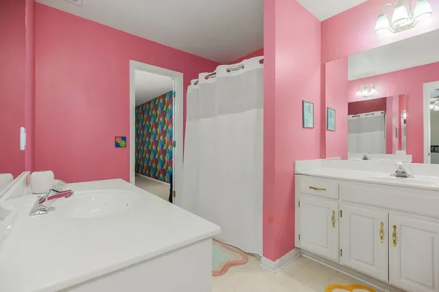 $489,990 | 521 Southeast Asheville Drive, Lee's Summit, MO 64063