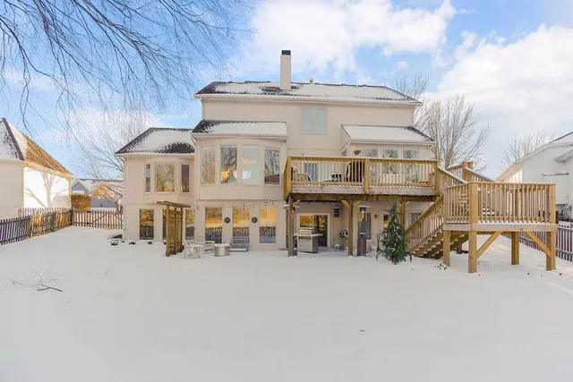 $489,990 | 521 Southeast Asheville Drive, Lee's Summit, MO 64063