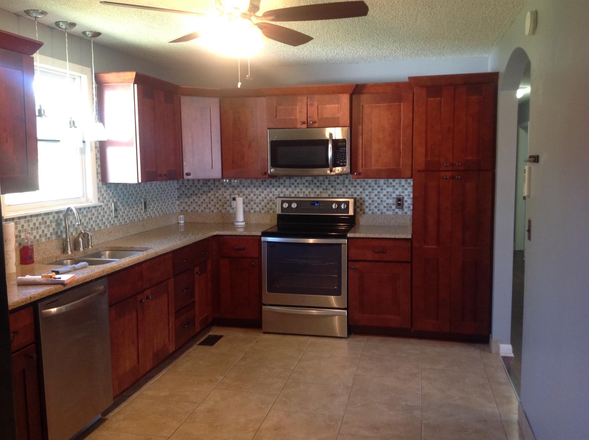 4700 Leanna Road Murfreesboro, TN 37129 - Photo 1 of 5 Nicely remodeled kitchen