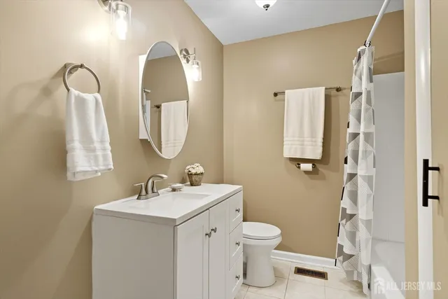 $3,000 | 2092 Main Road, Newfield, NJ 08344