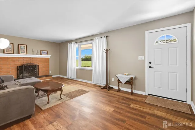 $3,000 | 2092 Main Road, Newfield, NJ 08344