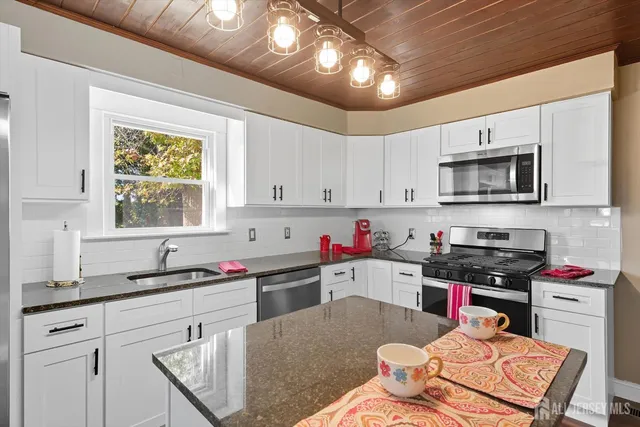 $3,000 | 2092 Main Road, Newfield, NJ 08344