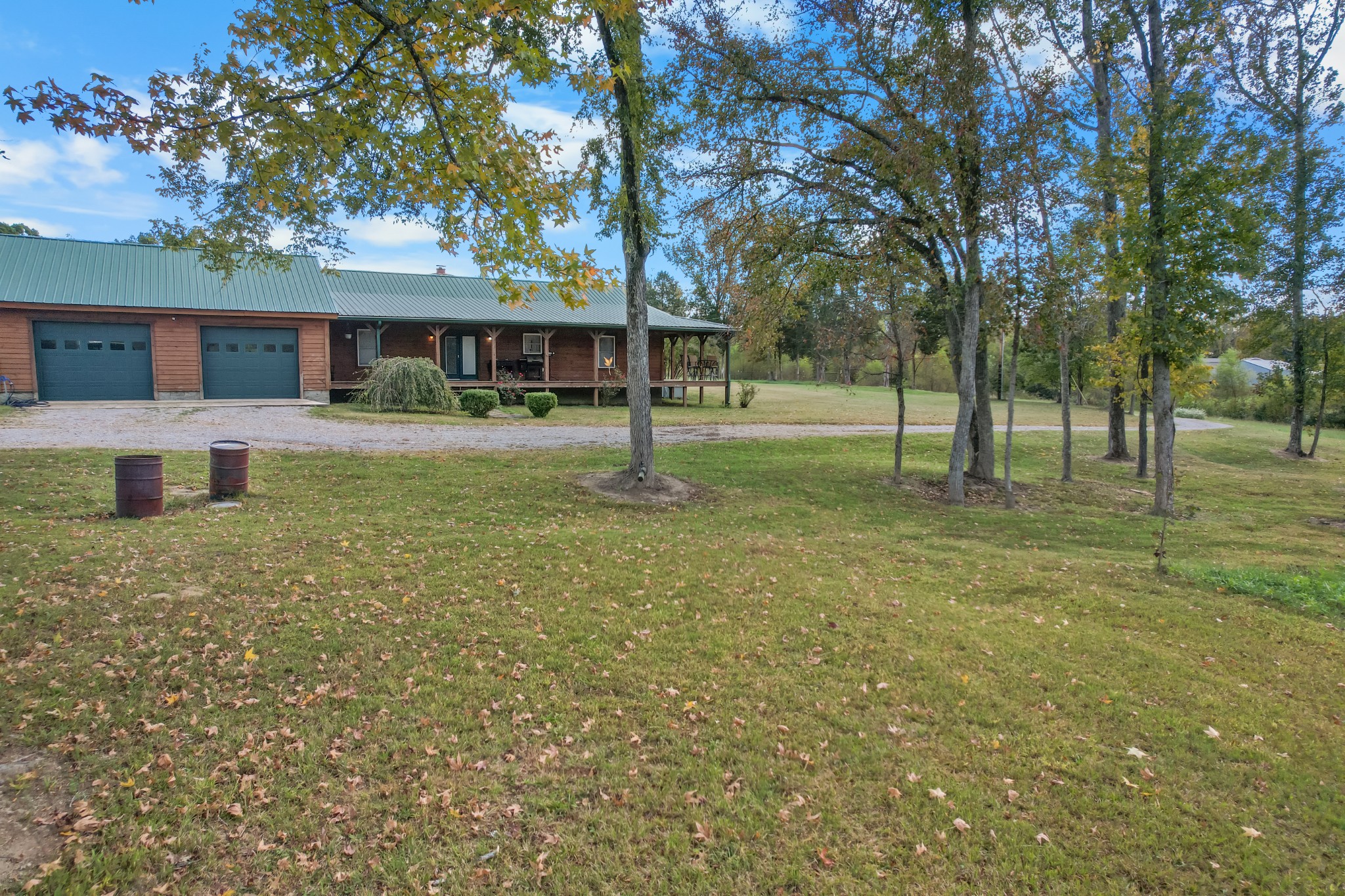 9516 Bakerton Road Red Boiling Springs, TN 37150 - Photo 11 of 60 a view of a house with a yard
