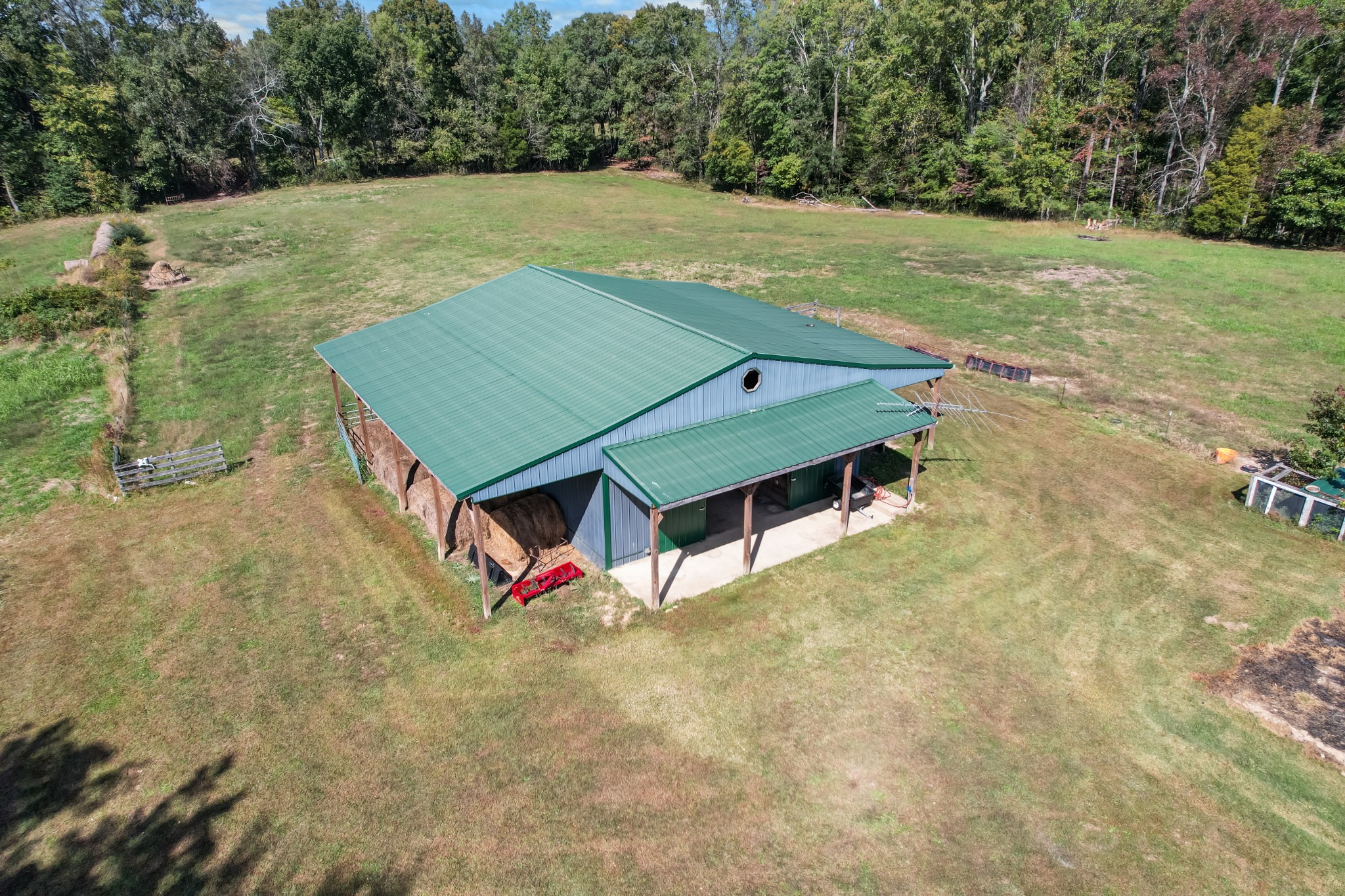 9516 Bakerton Road Red Boiling Springs, TN 37150 - Photo 5 of 60 an aerial view of a house with yard