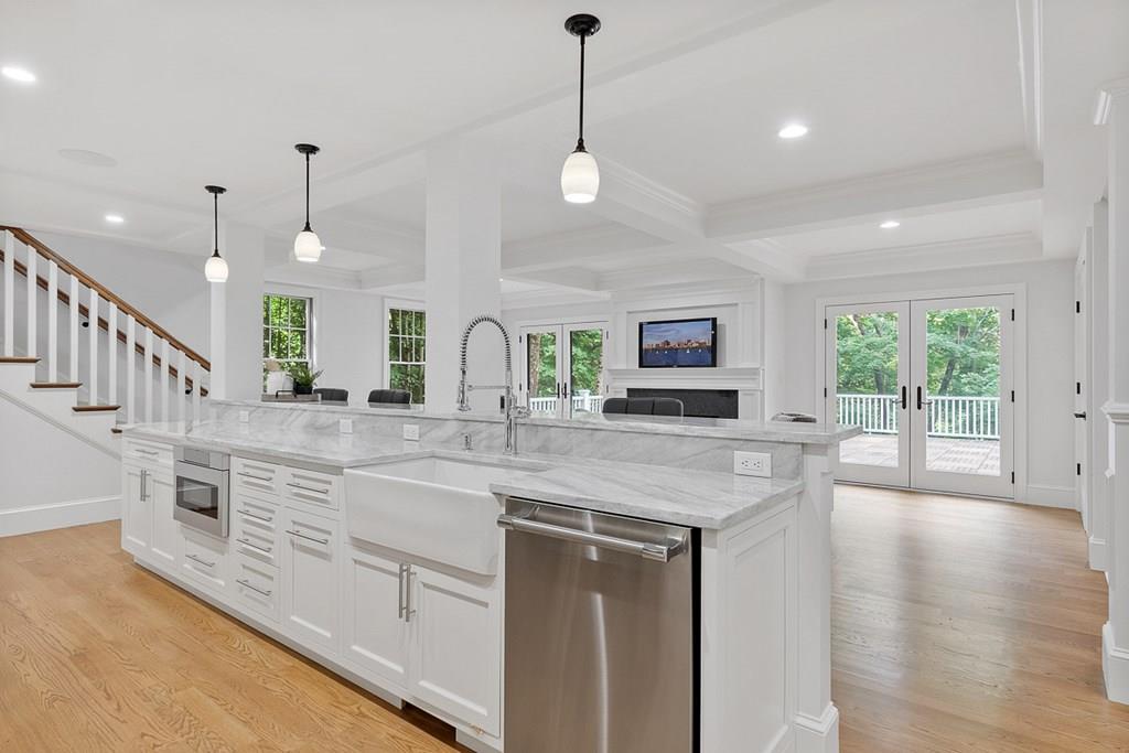 50 Percy Road Lexington, MA 02421 - Photo 11 of 42