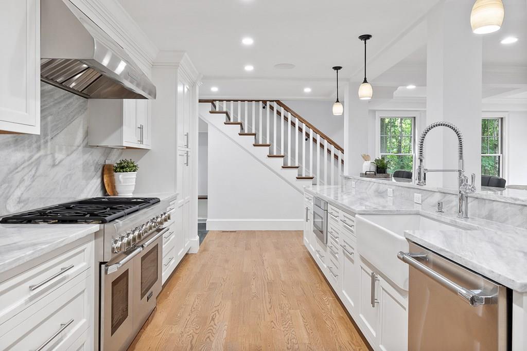 50 Percy Road Lexington, MA 02421 - Photo 10 of 42