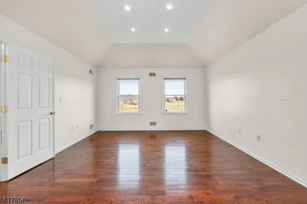 $725,000 | 6 Tamzen Terrace, Washington, NJ 07882