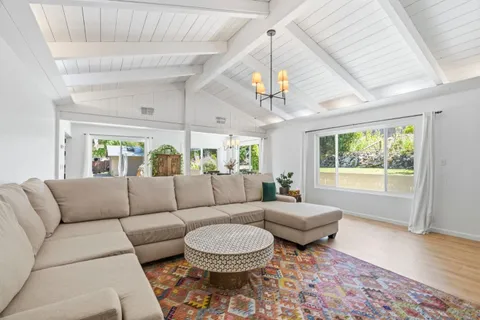 $1,799,999 | 9465 Watsonville Road, Gilroy, CA 95020