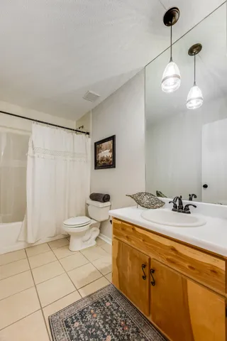 a view of a room with an empty space