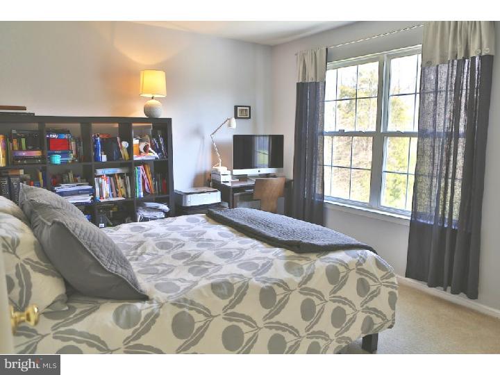 418 Denow Road Pennington, NJ 08534 - Photo 16 of 24 Bedroom 3