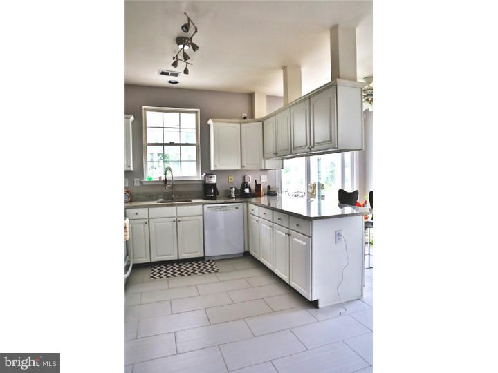 418 Denow Road Pennington, NJ 08534 - Photo 4 of 24 Kitchen