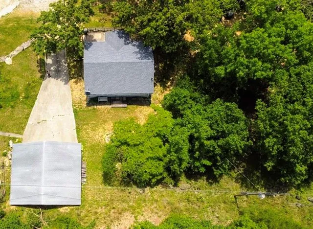 $369,900 | 1508 Red Fox Road, Climax Springs, MO 65324
