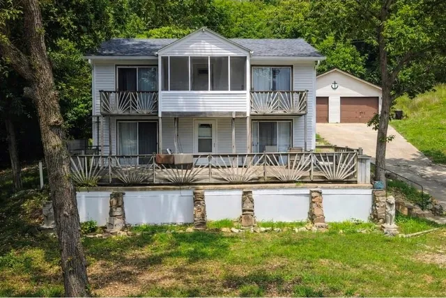 $369,900 | 1508 Red Fox Road, Climax Springs, MO 65324